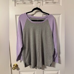 Old Navy Gray and Lavender Tee shirt